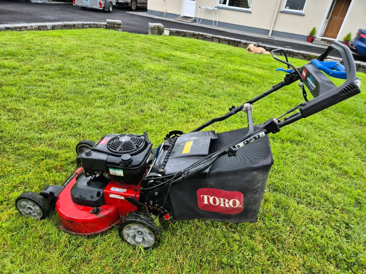 Toro 1000 Wide Cut Lawnmower - Image 2