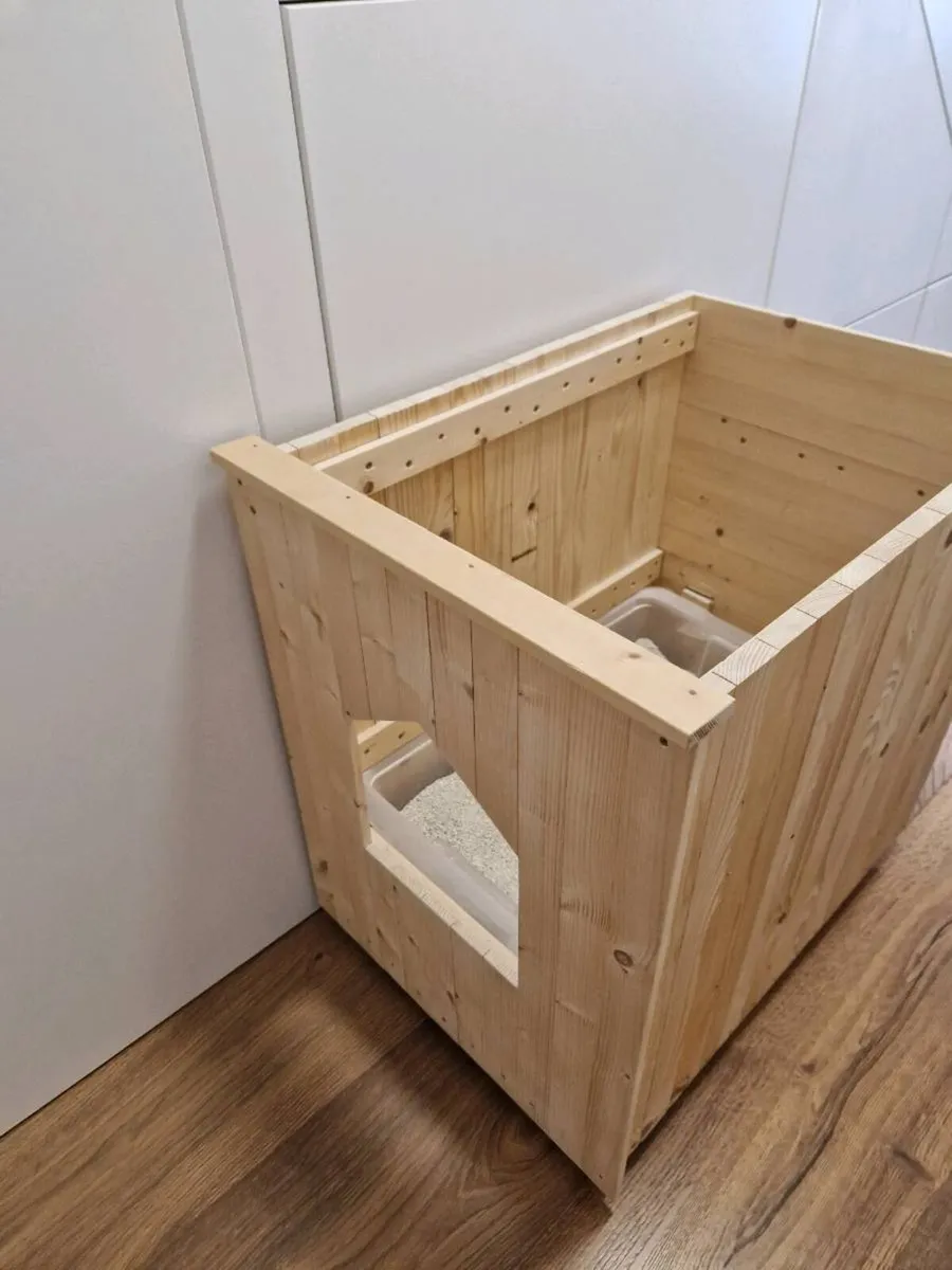 Cat litter box- Natural wood - Image 4