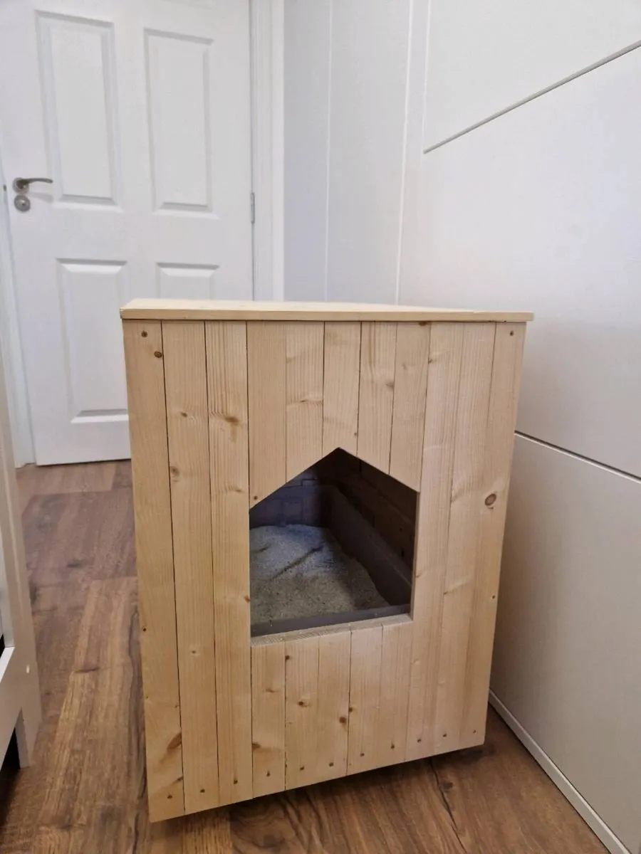 Cat litter box- Natural wood - Image 2