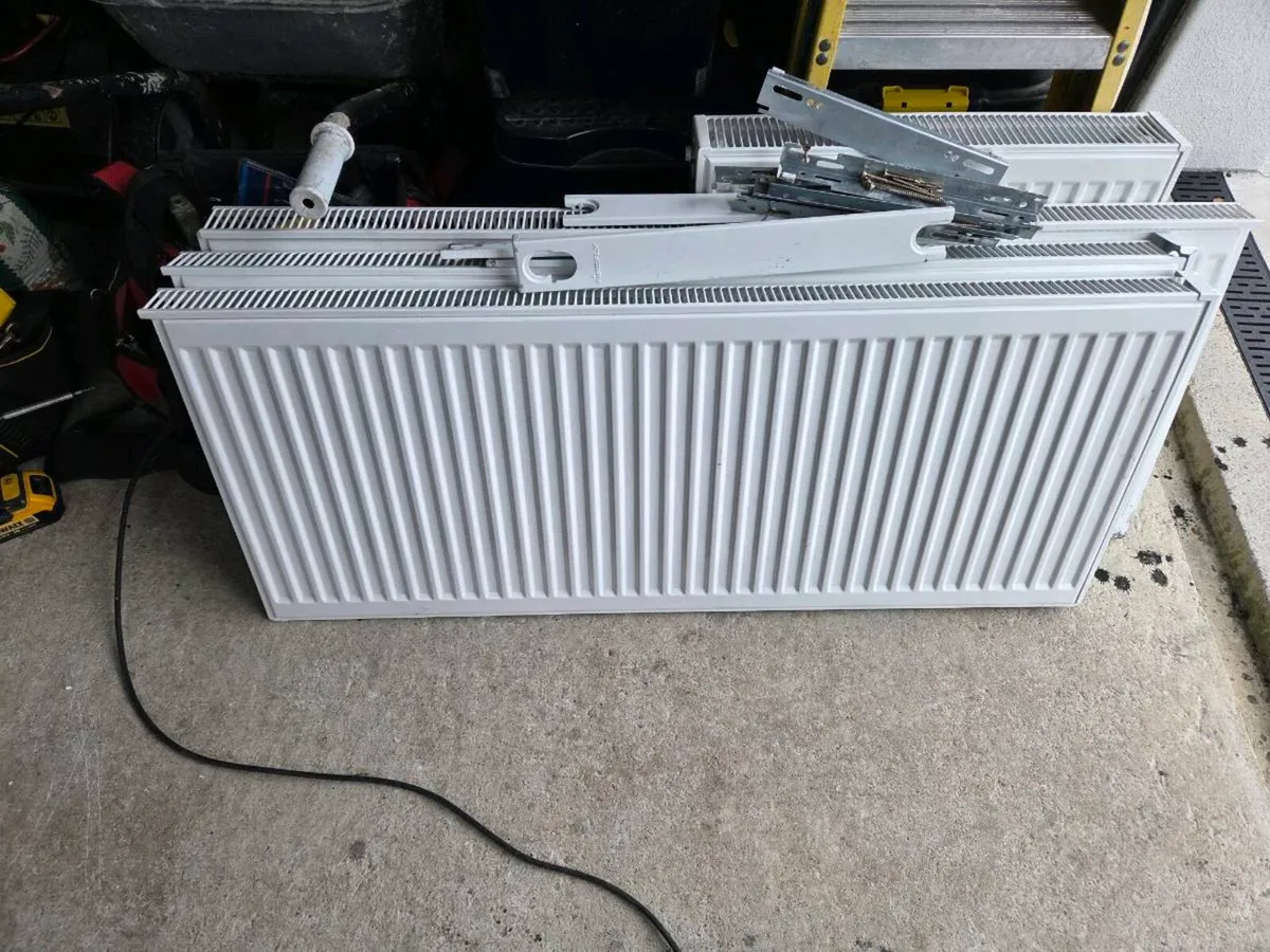 Single Rads - Image 4