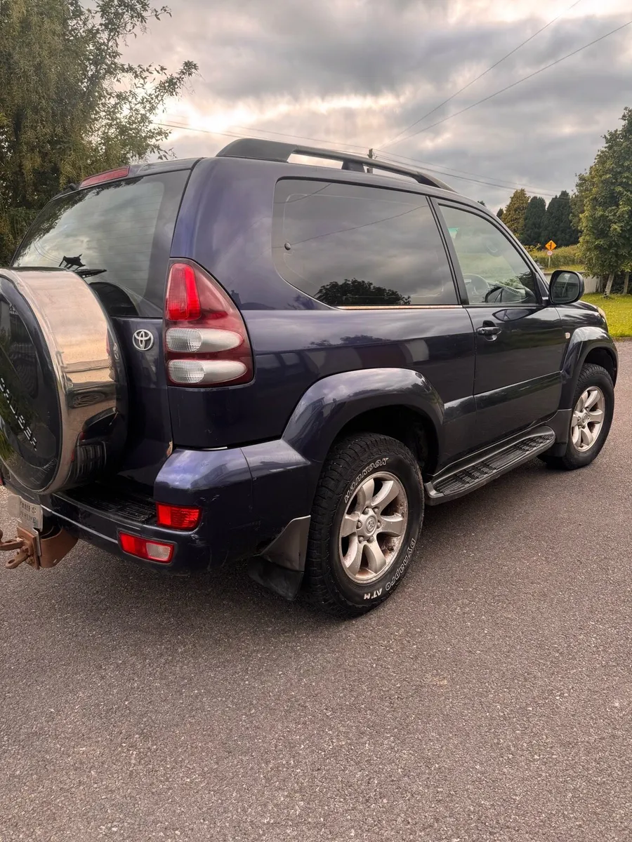 Toyota Land Cruiser - Image 4