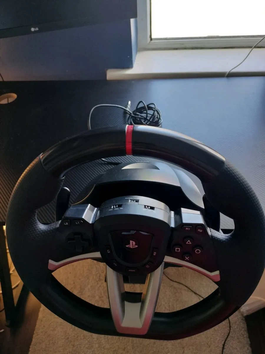 Hori PlayStation steering wheel - Image 3