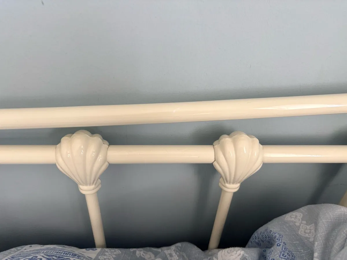 Day Bed Double - Image 3