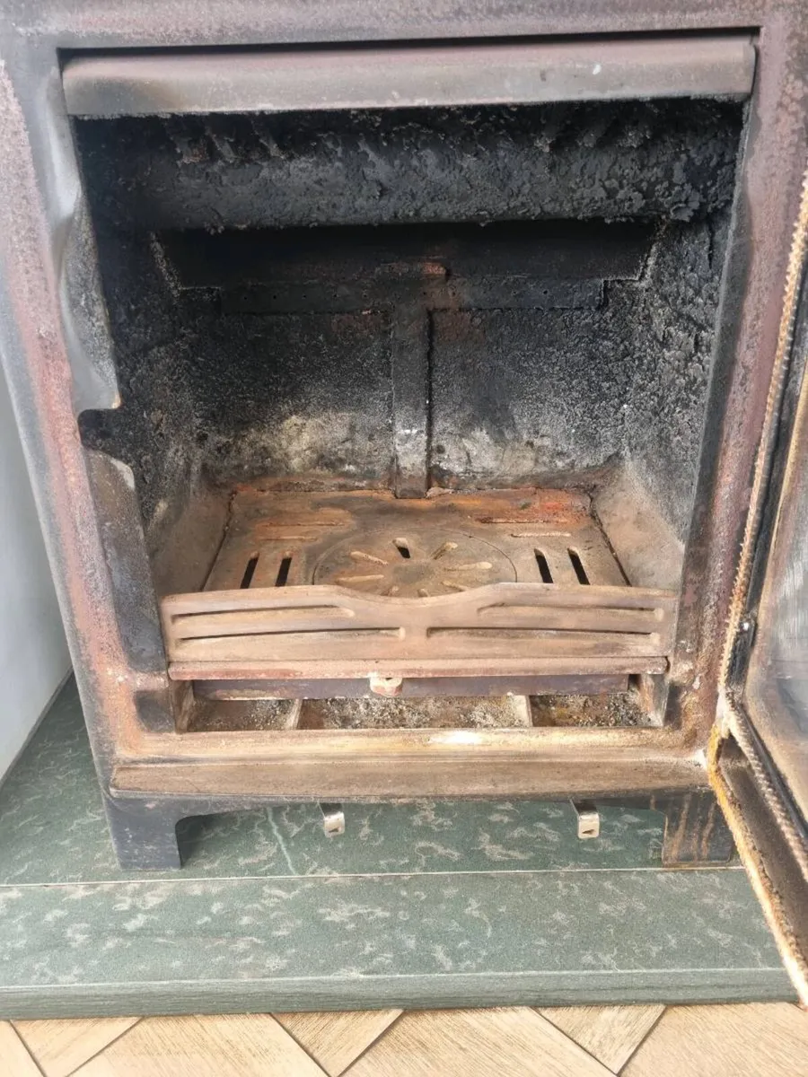 Henley 21kw Back Boiler Stove and Controls - Image 3
