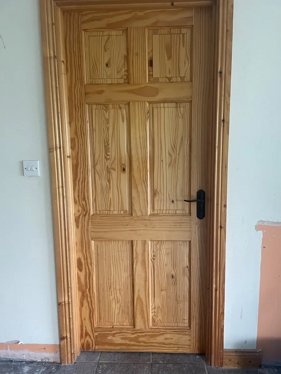 Doors and Radiator - Image 2