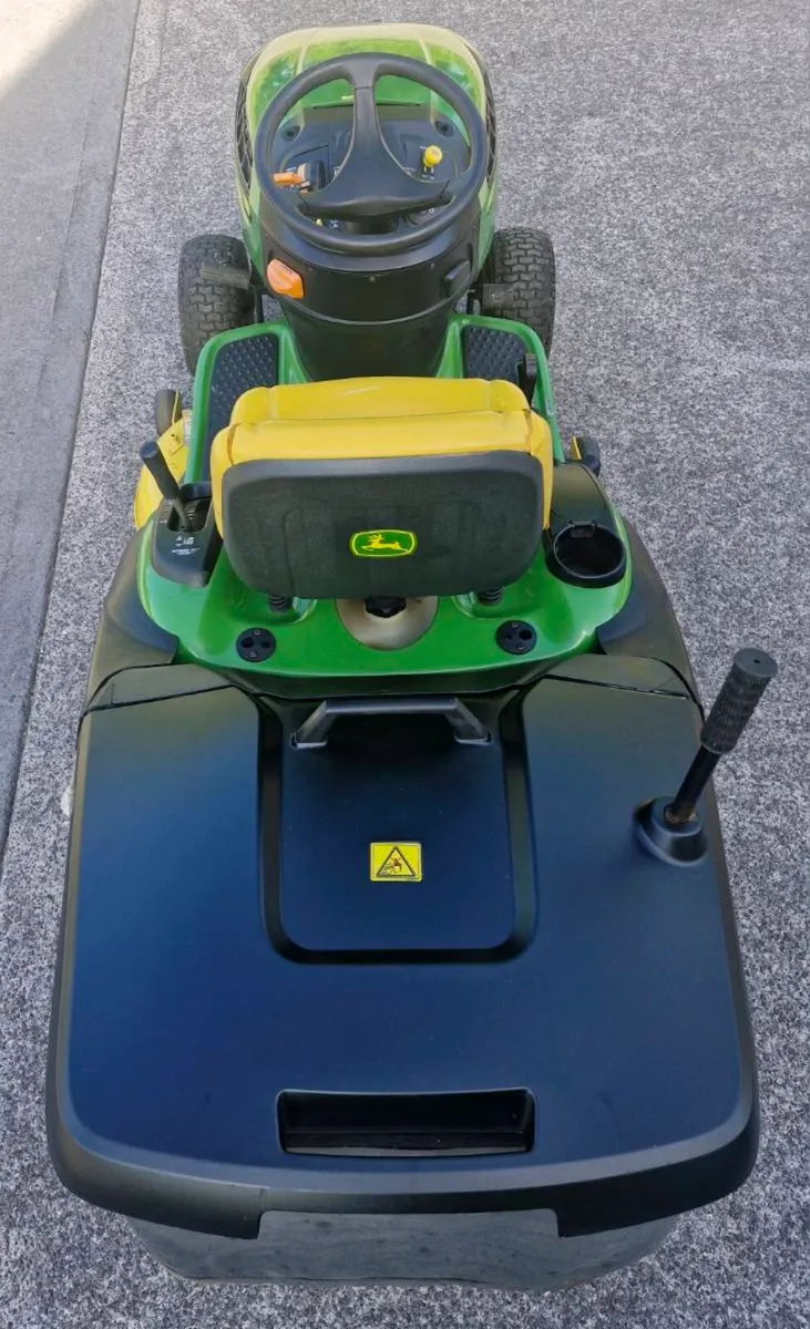 John Deere Ride on - Image 3