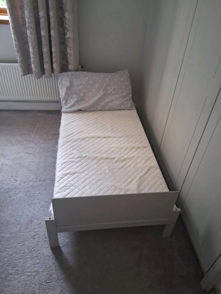 Baby elegance cot bed - Image 2