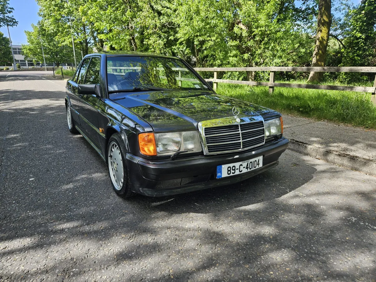 Mercedes 190 e Cosworth - Image 1