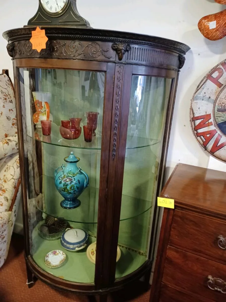 Lots of furniture   selling at cost - Image 3