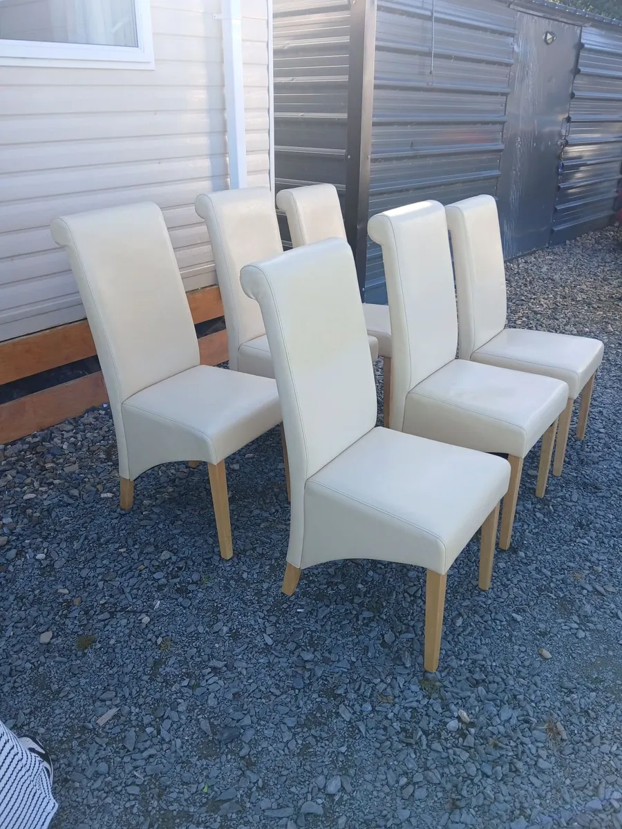 Kitchen chairs - Image 2