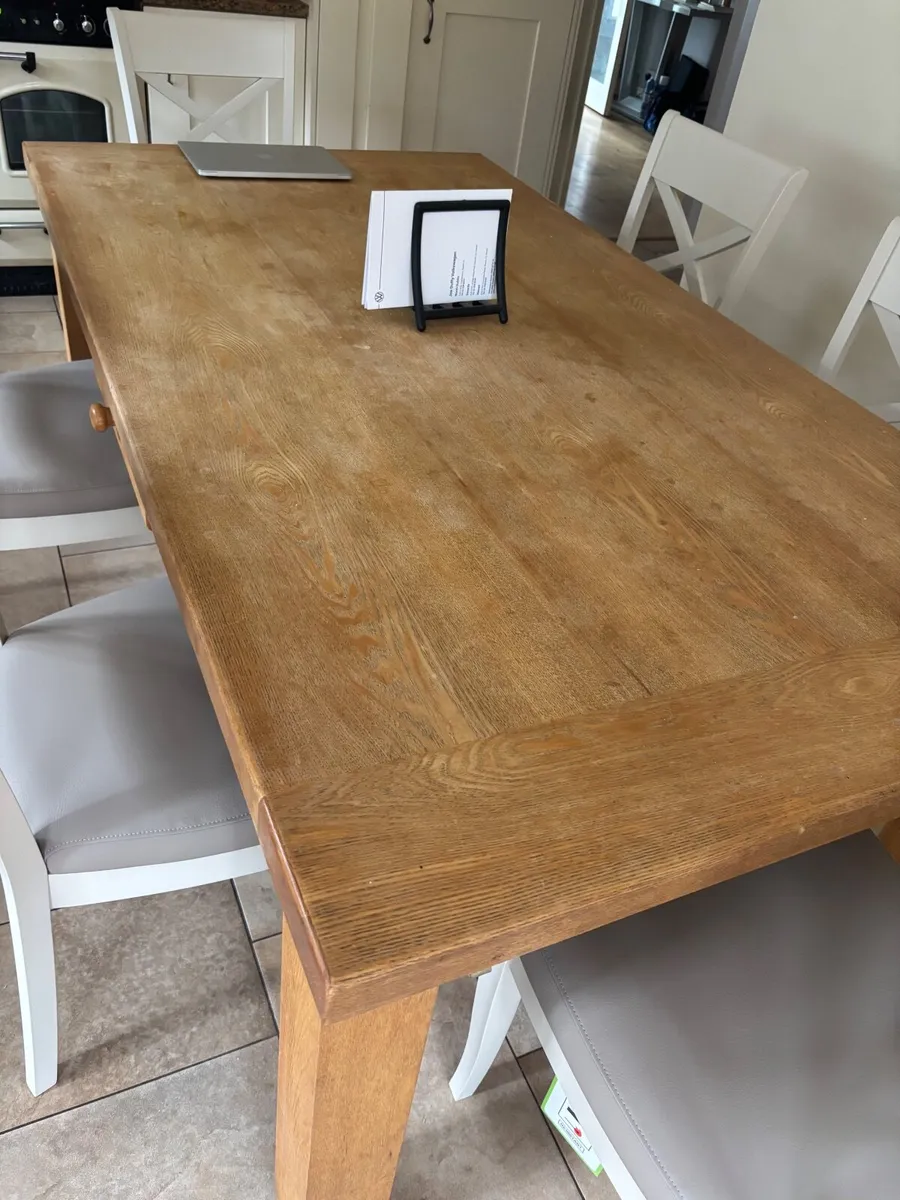 Kitchen table - Image 2