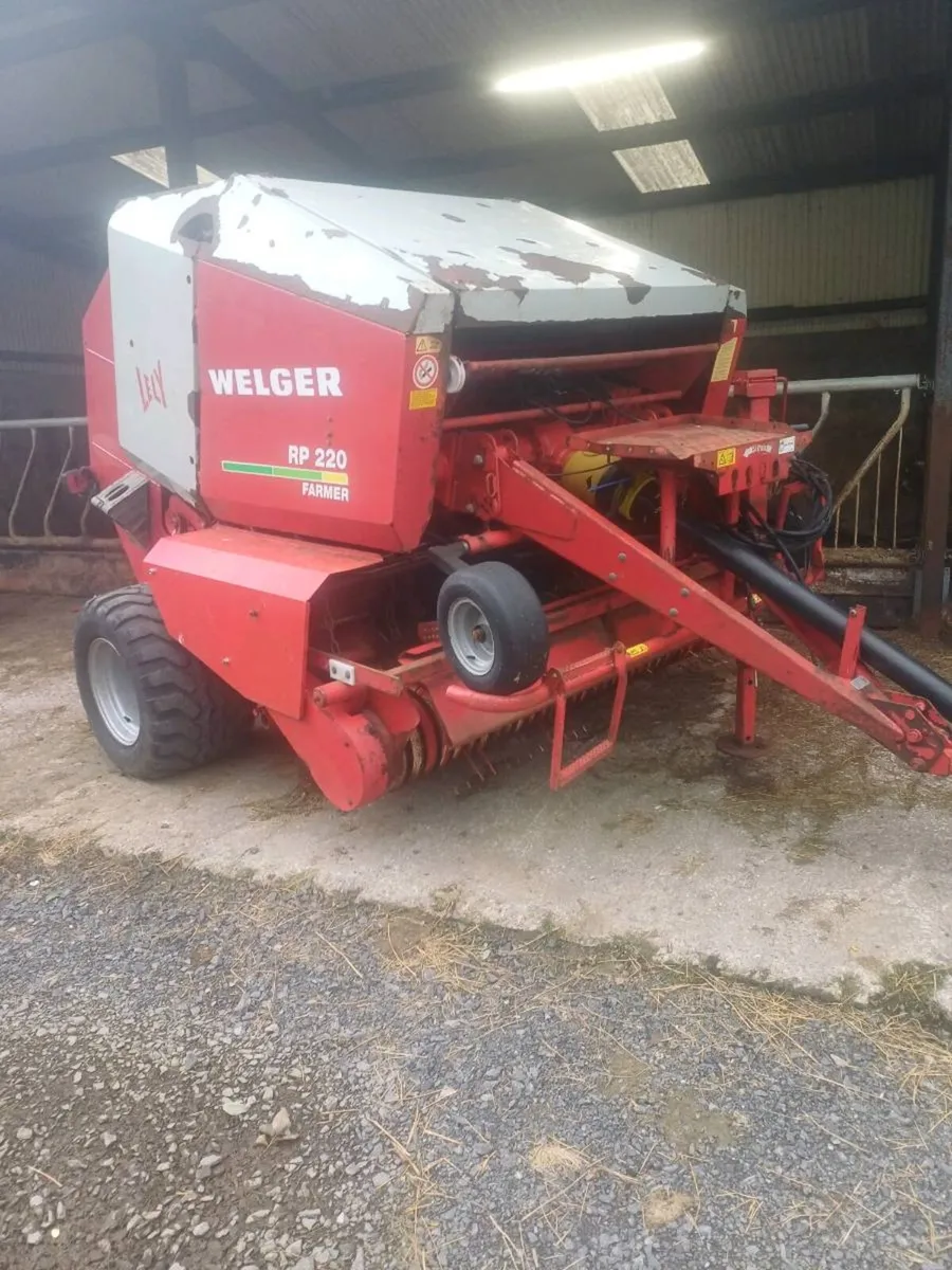 Welger 220 baler - Image 2