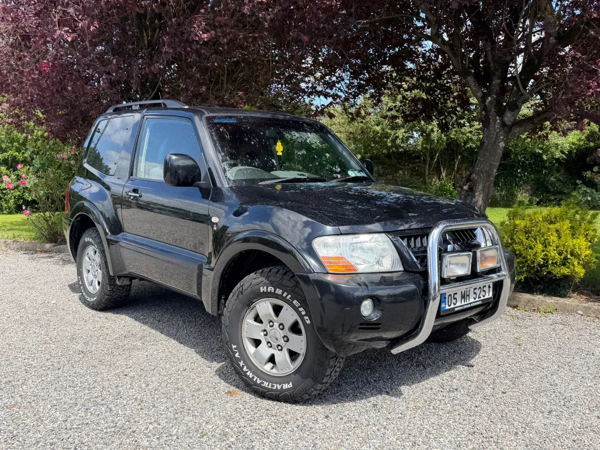 Mitsubishi Pajero Irish & Automatic DOE 2/27 4 New - Image 1