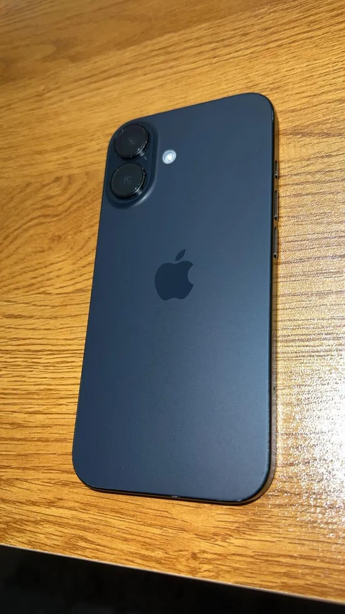 Iphone 16 All network - Image 3