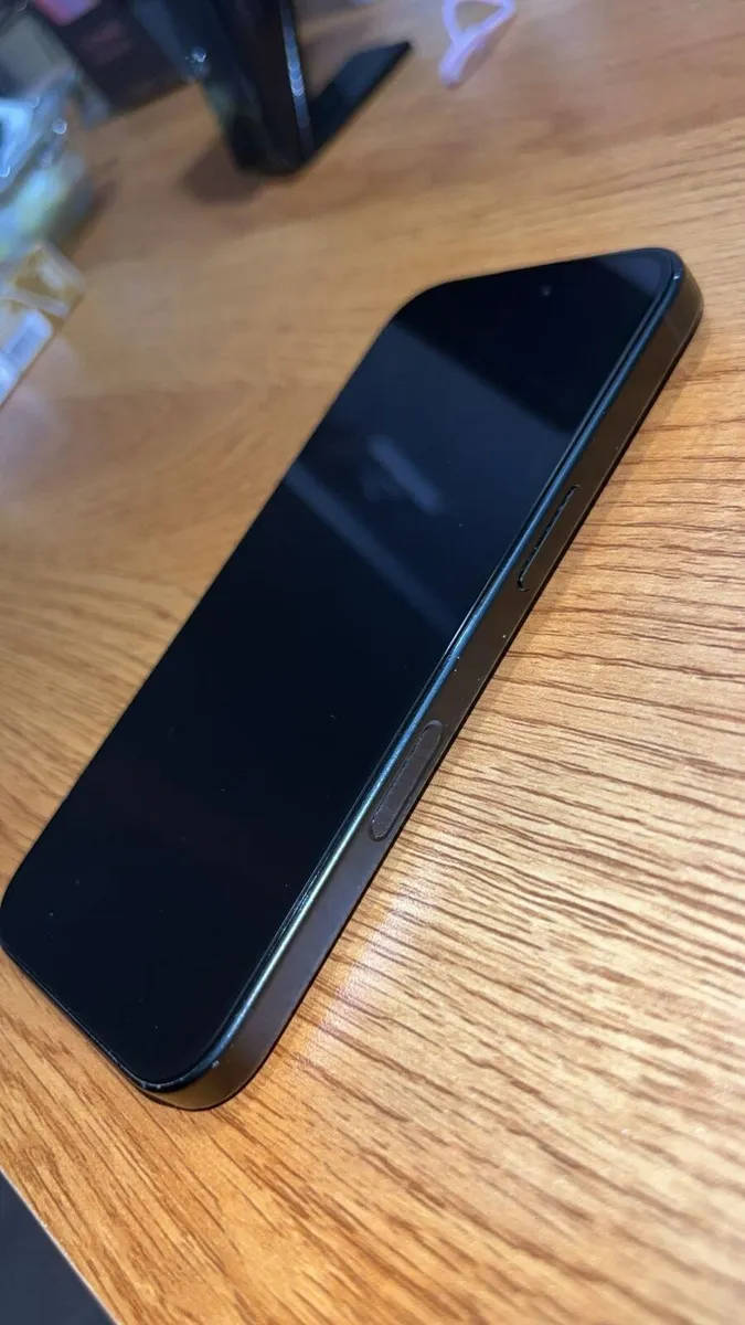 Iphone 16 All network - Image 4