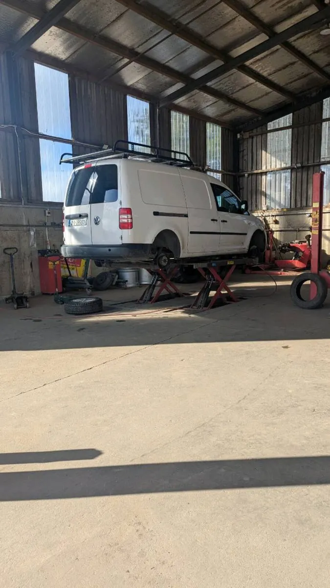 Caddy maxi van - Image 2