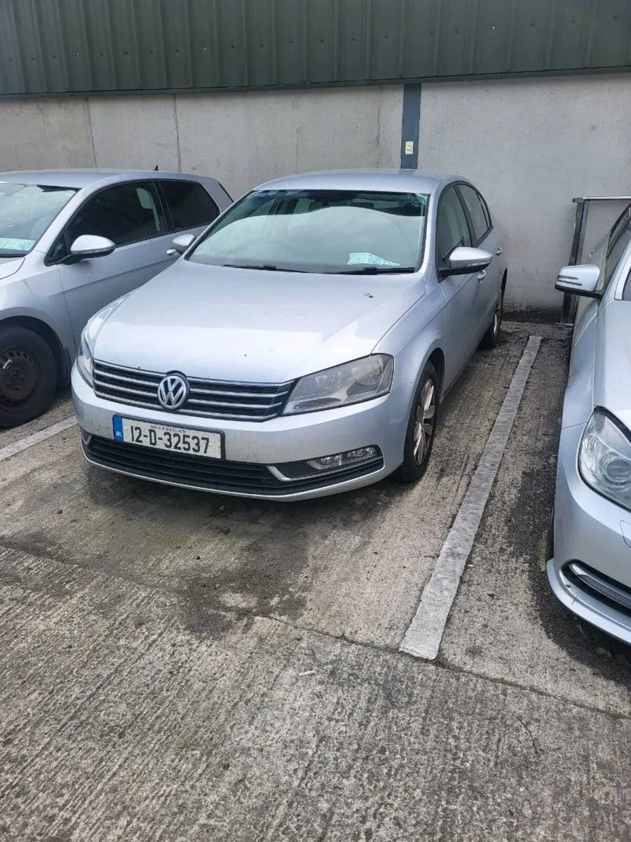 12 vw passat NEEDS ENGINE - Image 1