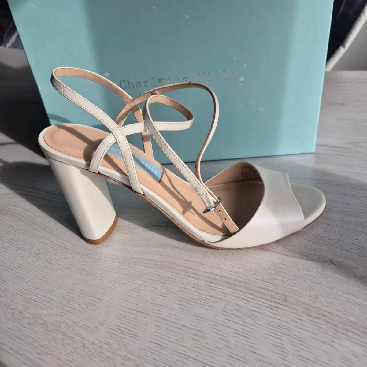 Charlotte Mills Kira Pearl luxury heels, UK 6 EU 3 - Image 3