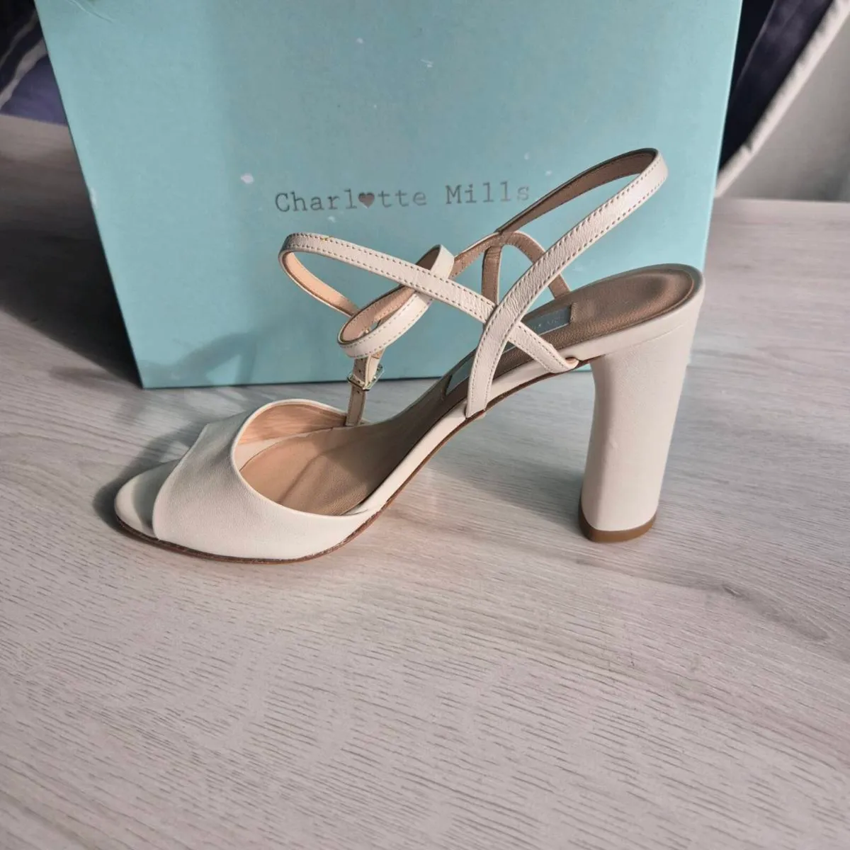 Charlotte Mills Kira Pearl luxury heels, UK 6 EU 3 - Image 2