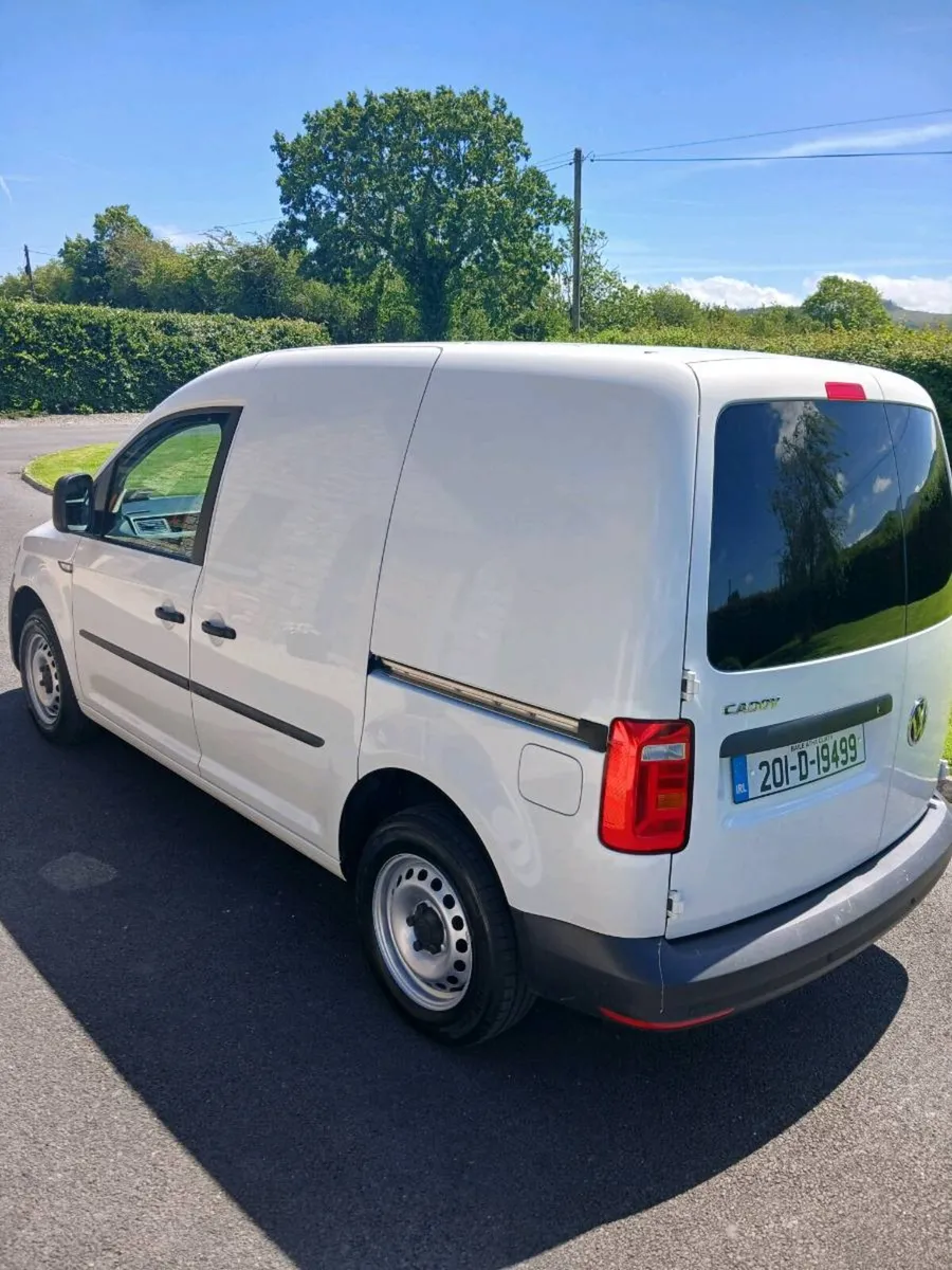 Caddy Van - Image 4