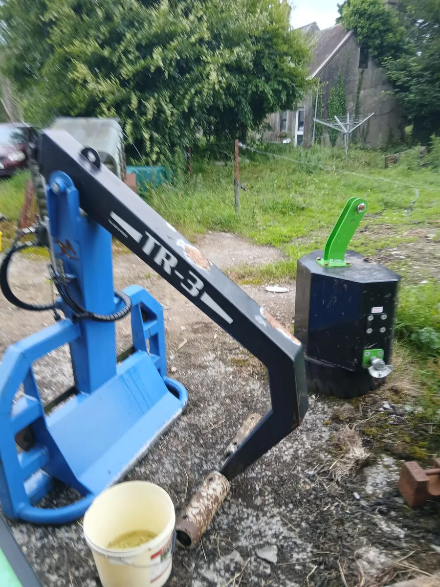 Front Bale Handler - Image 1