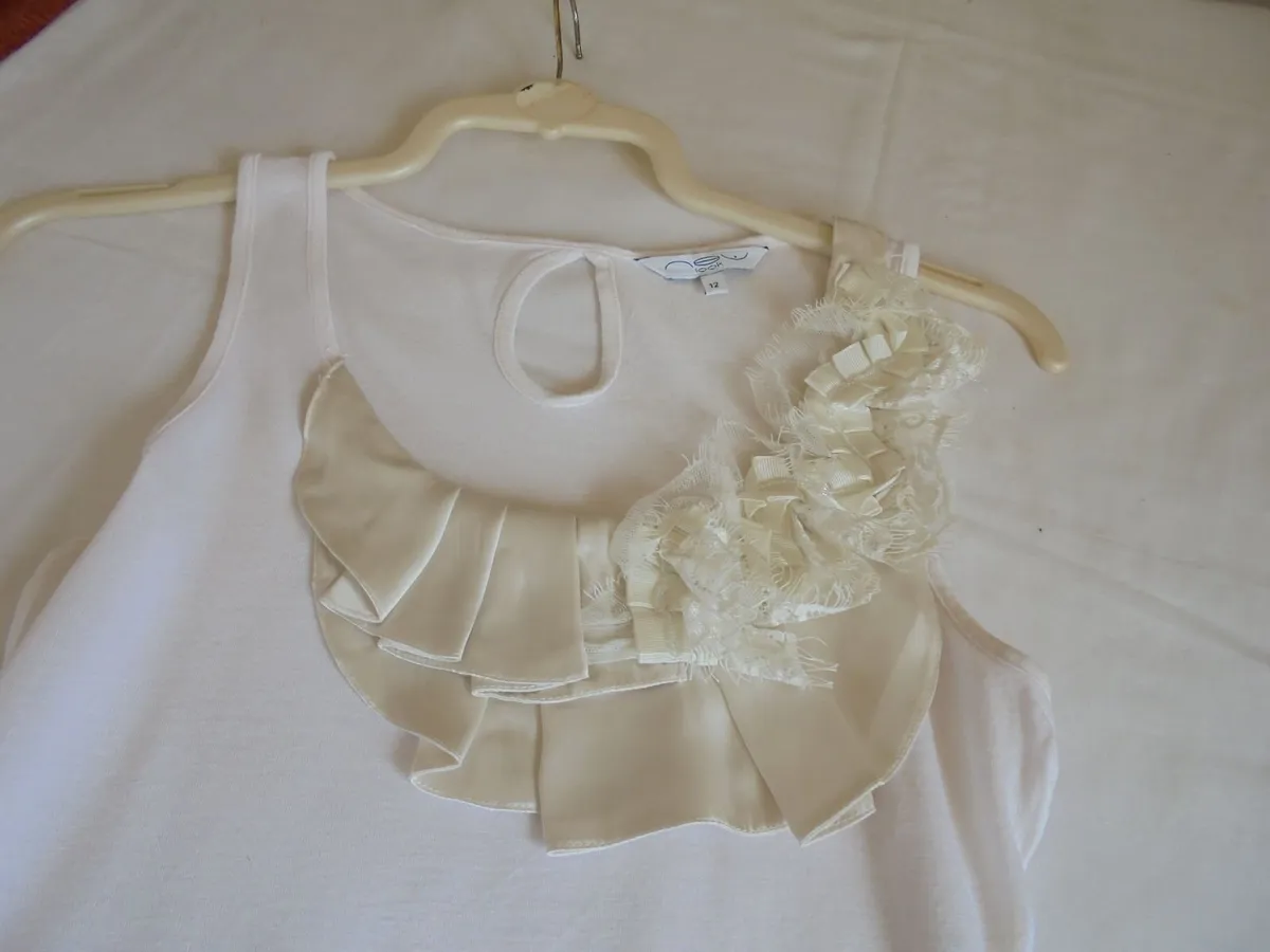 New Look Top for Sale - Image 3