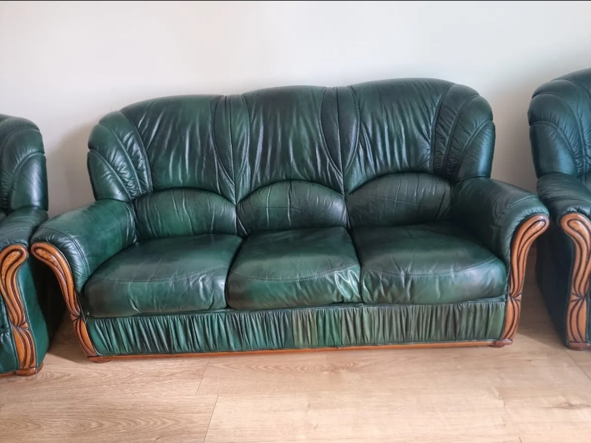 GENUINE LEATHER 3+1+1 SOFA SUITE - Image 4