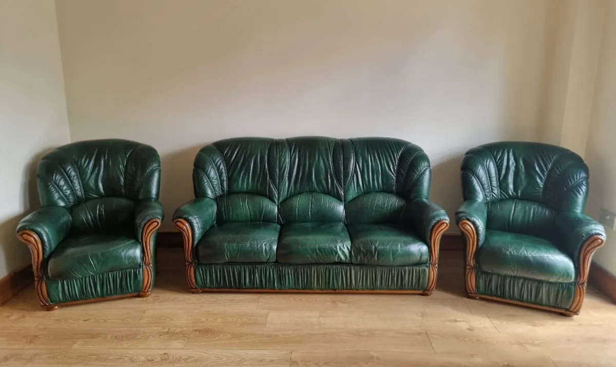 GENUINE LEATHER 3+1+1 SOFA SUITE - Image 1