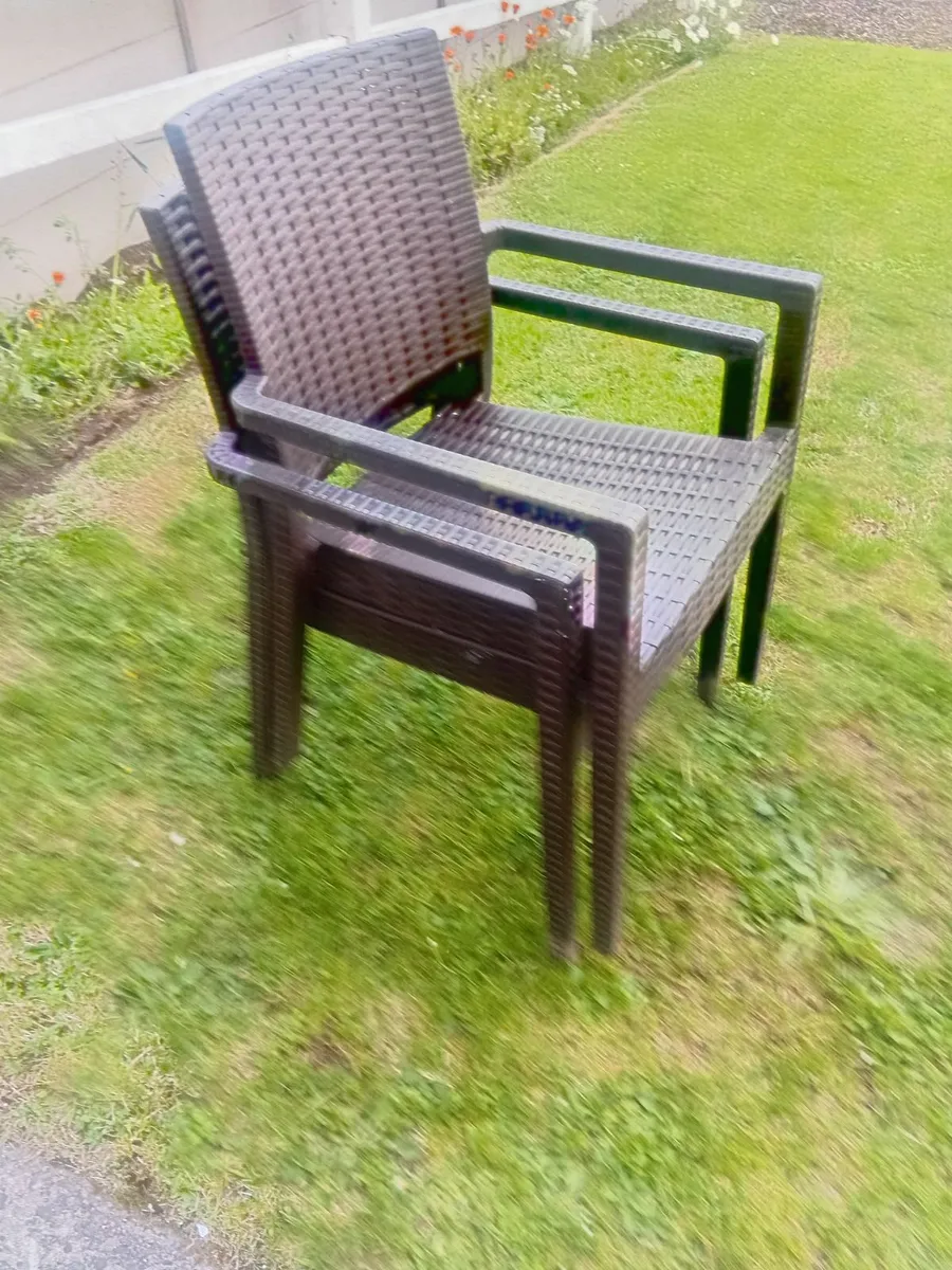 GARDEN FURNITURE - Image 4