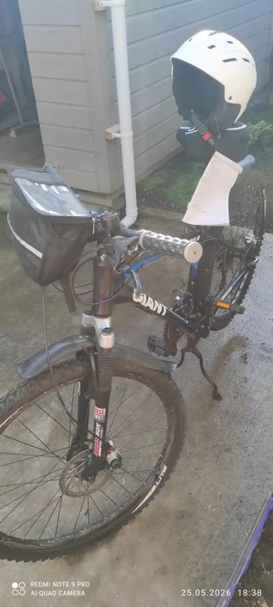 Low Price - Perfect GIANT TALON 3 - Mountain Bike with Brand New Helmet - Image 2