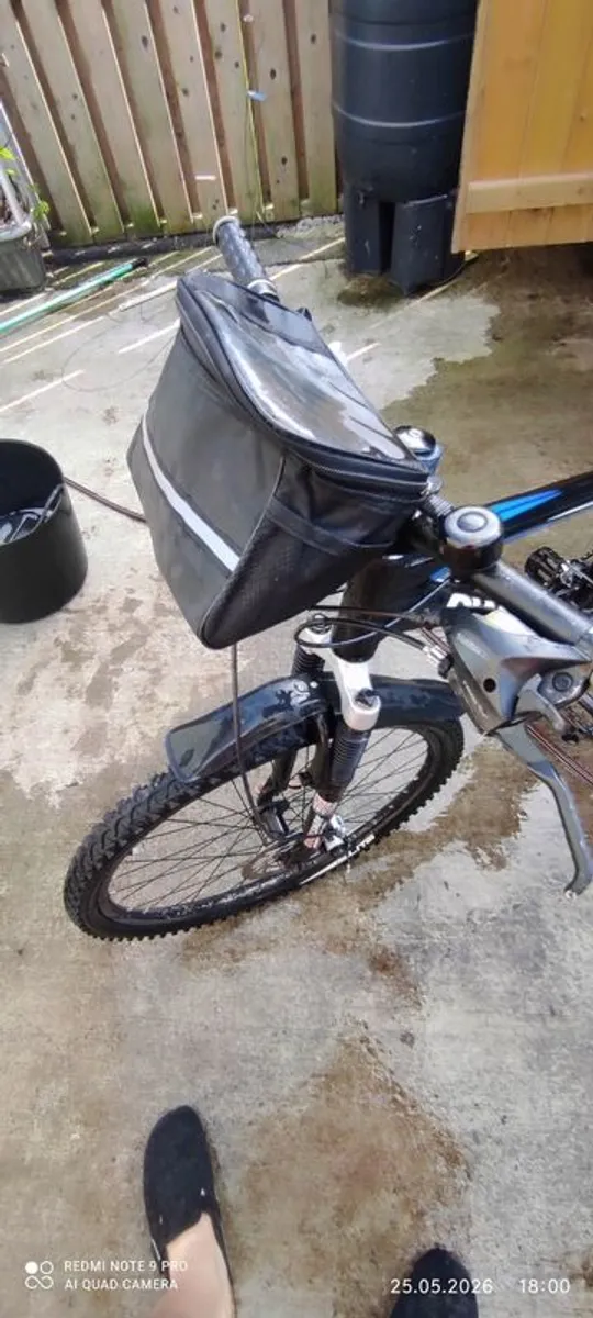 Low Price - Perfect GIANT TALON 3 - Mountain Bike with Brand New Helmet - Image 3