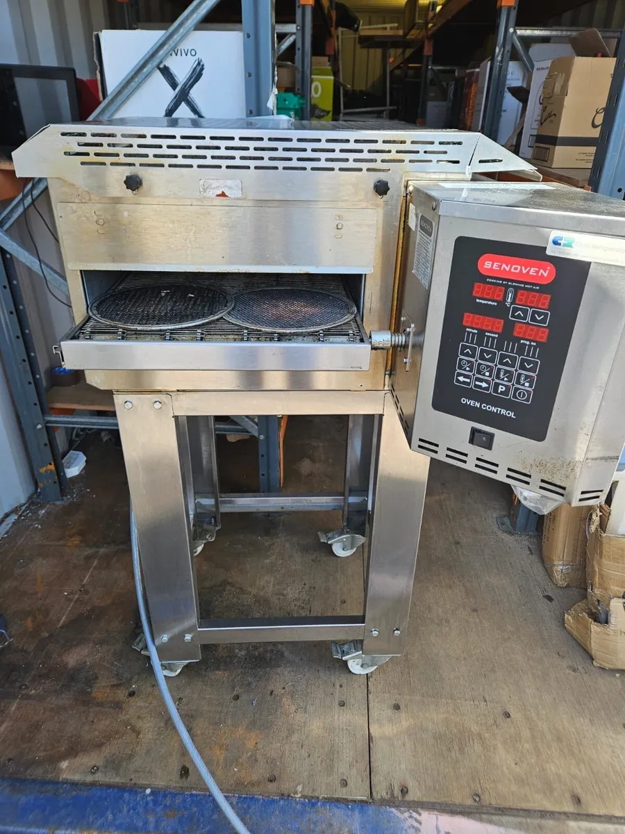 Pizza  oven - Image 1