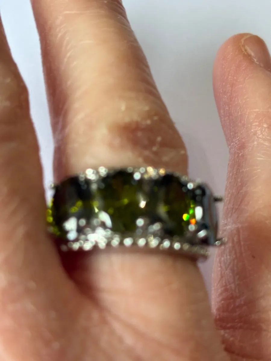 Jewellery - Image 1