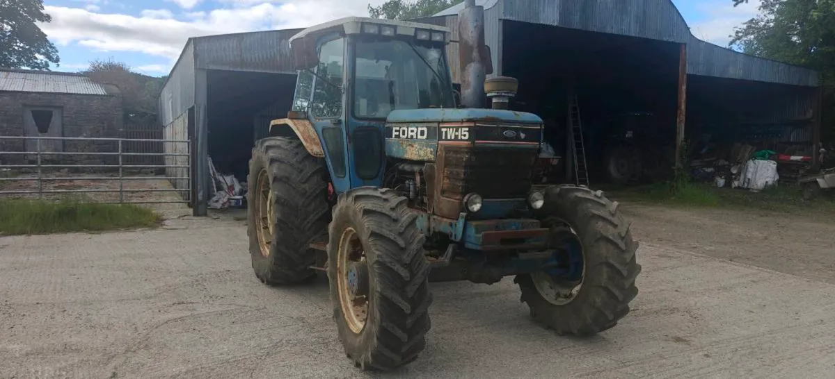 Ford TW15 - Image 1