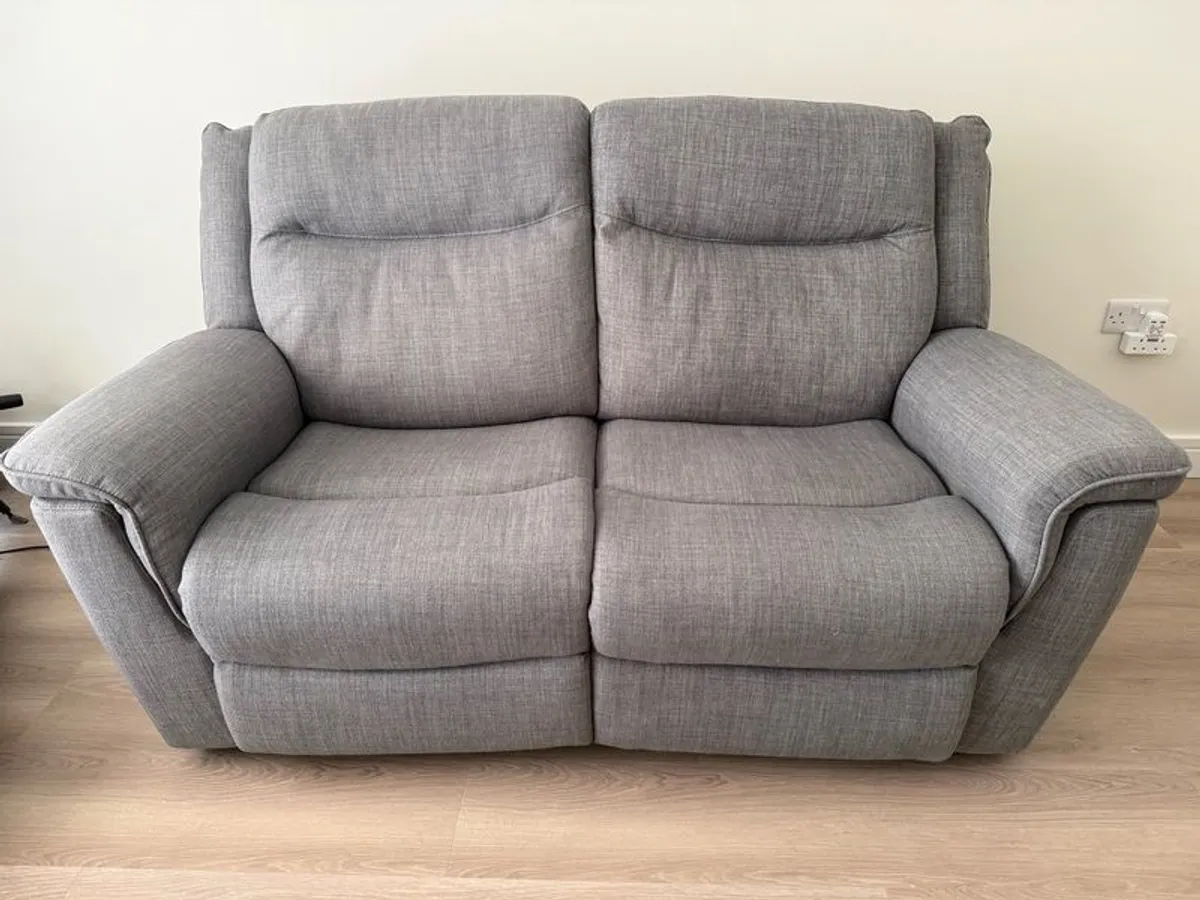 electric recliner - Image 2