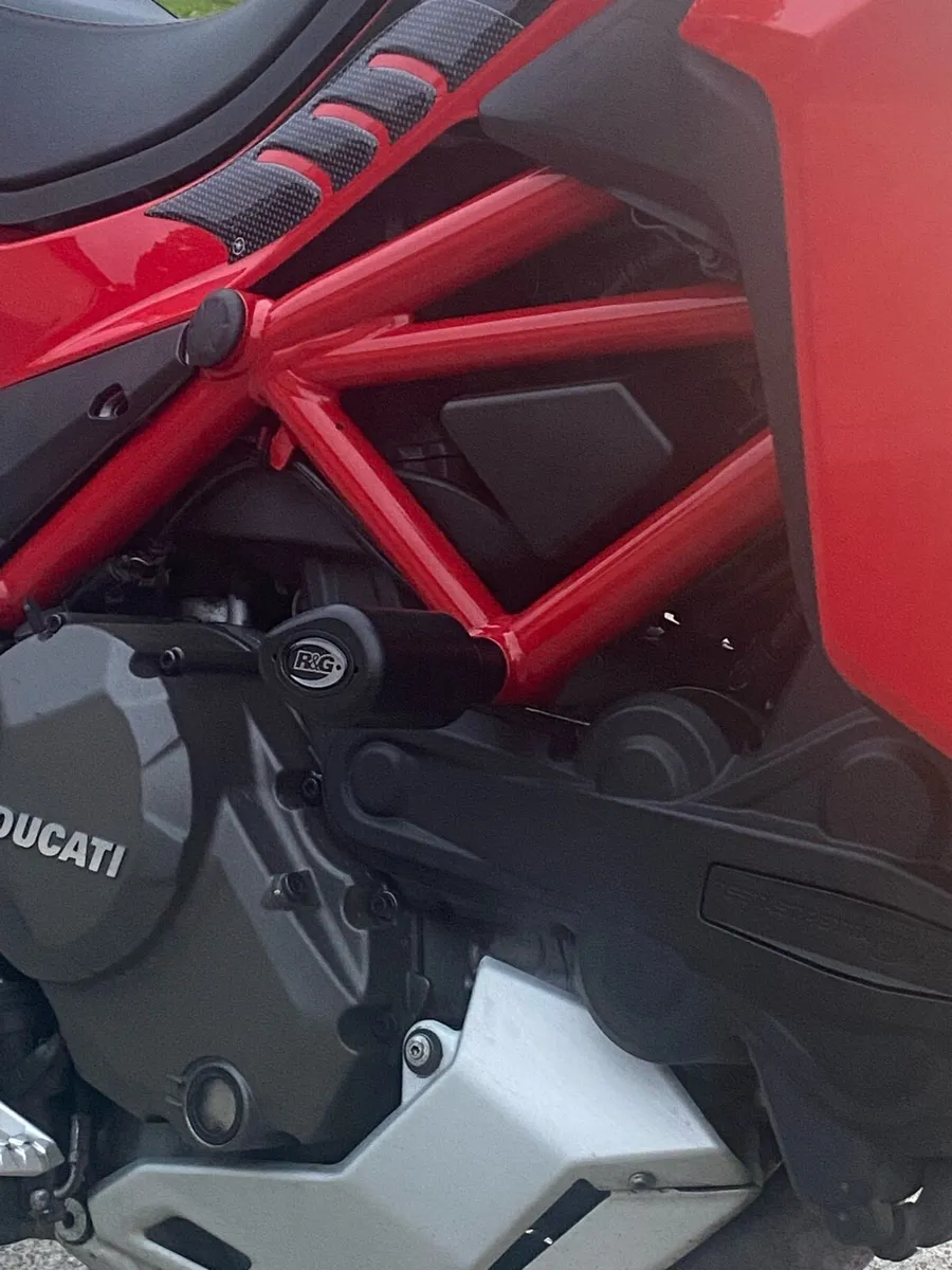 Motorcycle - Image 3