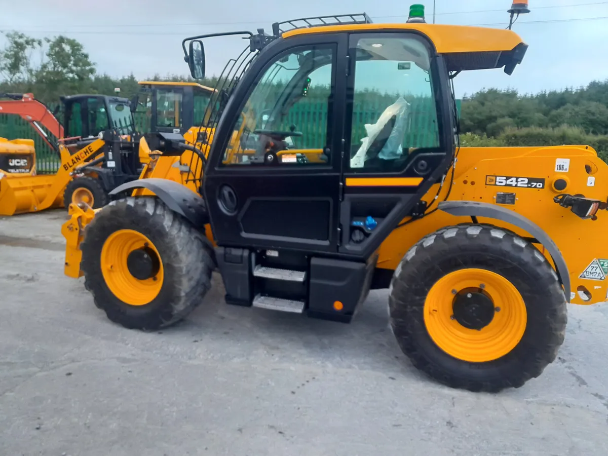 JCB 542-70 2024 (18173) - Image 3