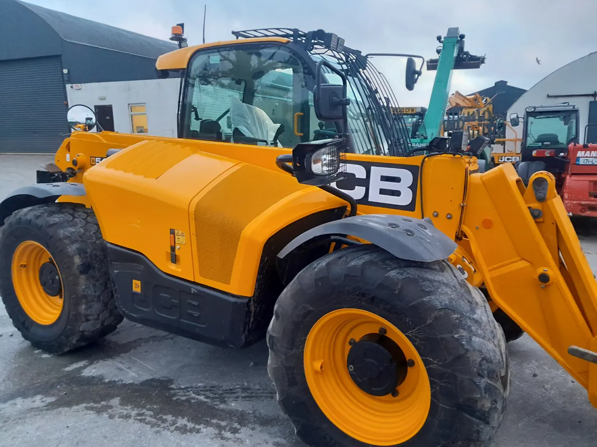 JCB 542-70 2024 (18173) - Image 2