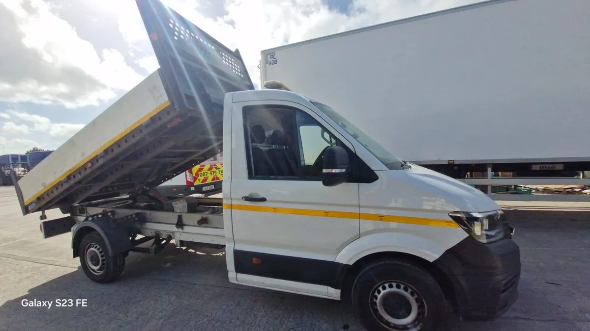 Volkswagen crafter tipper diesel white - Image 3