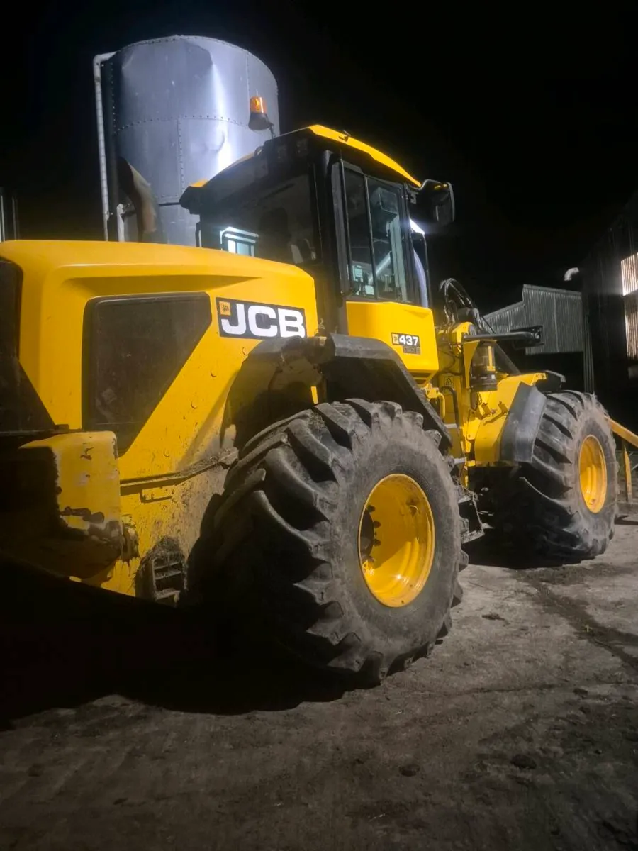 Jcb 437 - Image 1