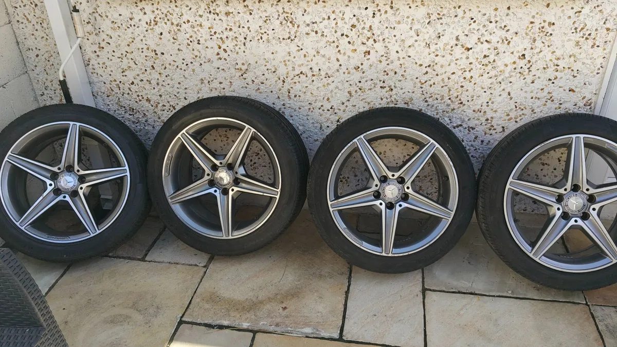 Mercedes AMG Alloys 18" - Image 1