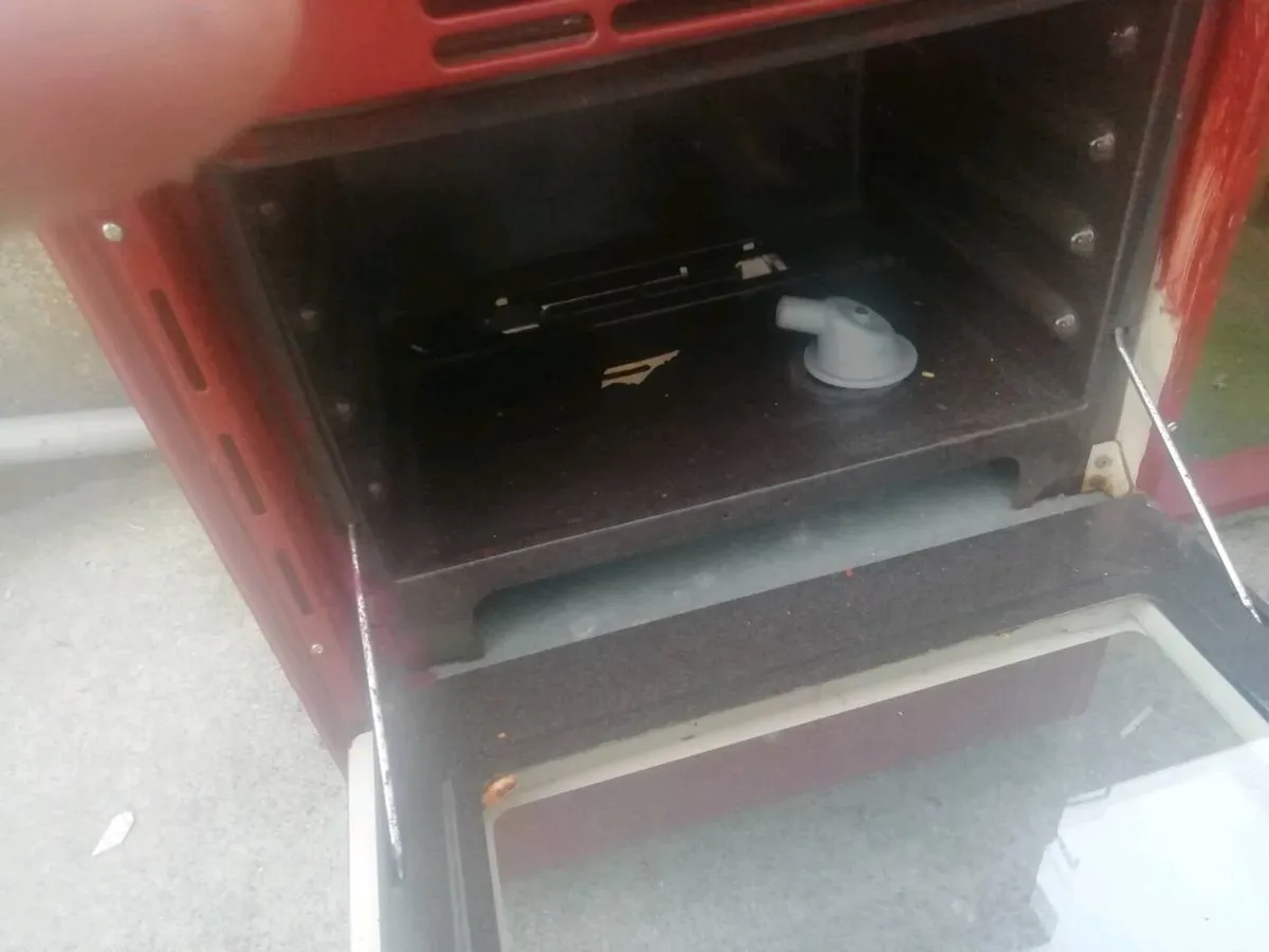 Gas cooker for caravan for sale - Image 2