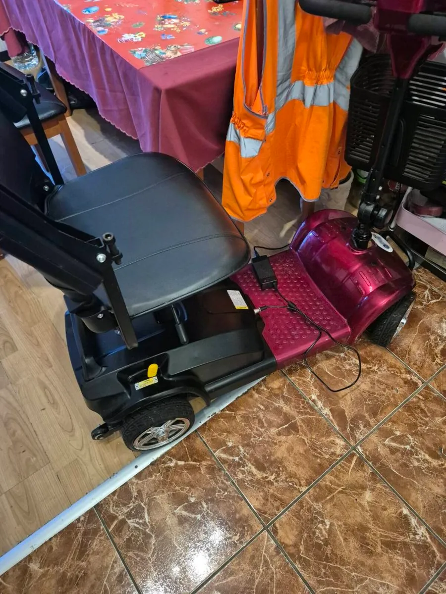 Mobility scooter - Image 2