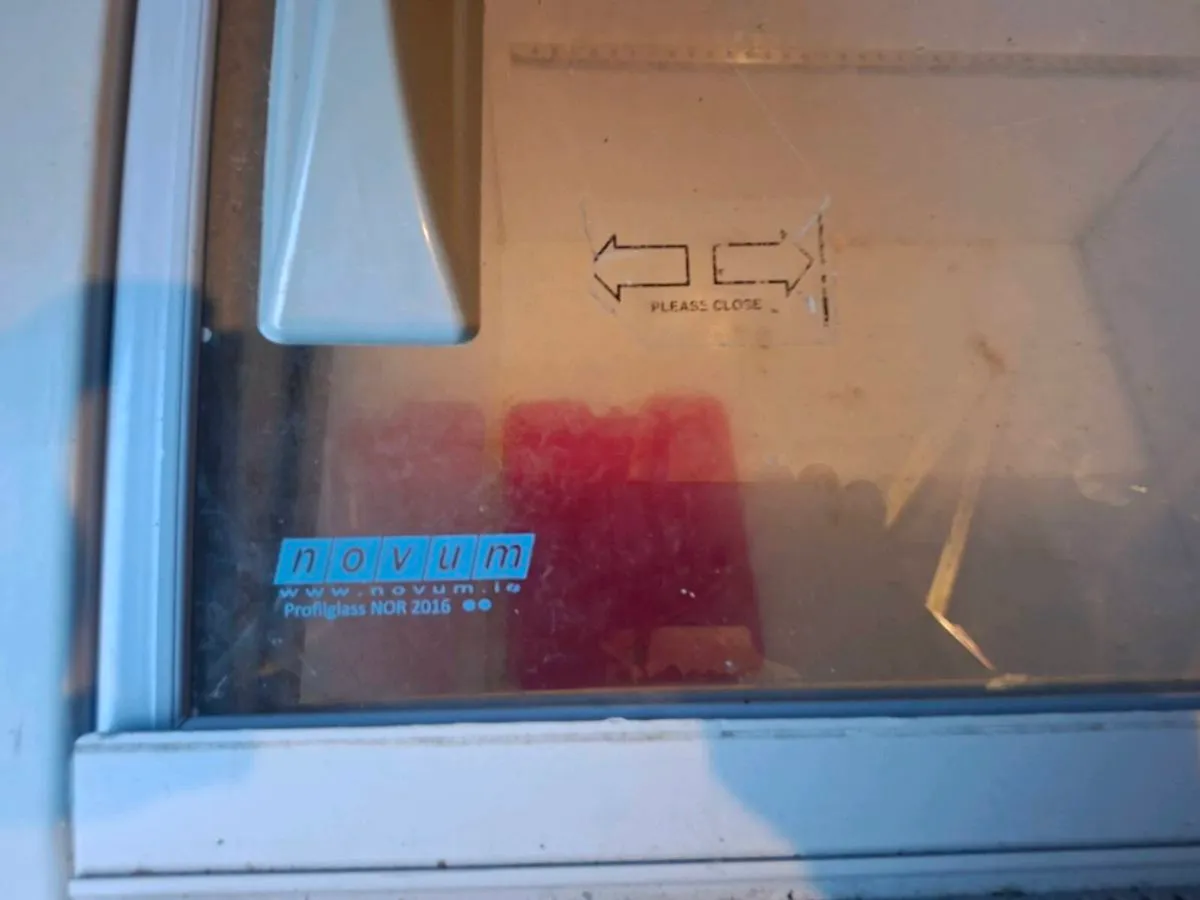 Retail  fridge Freezer. - Image 3
