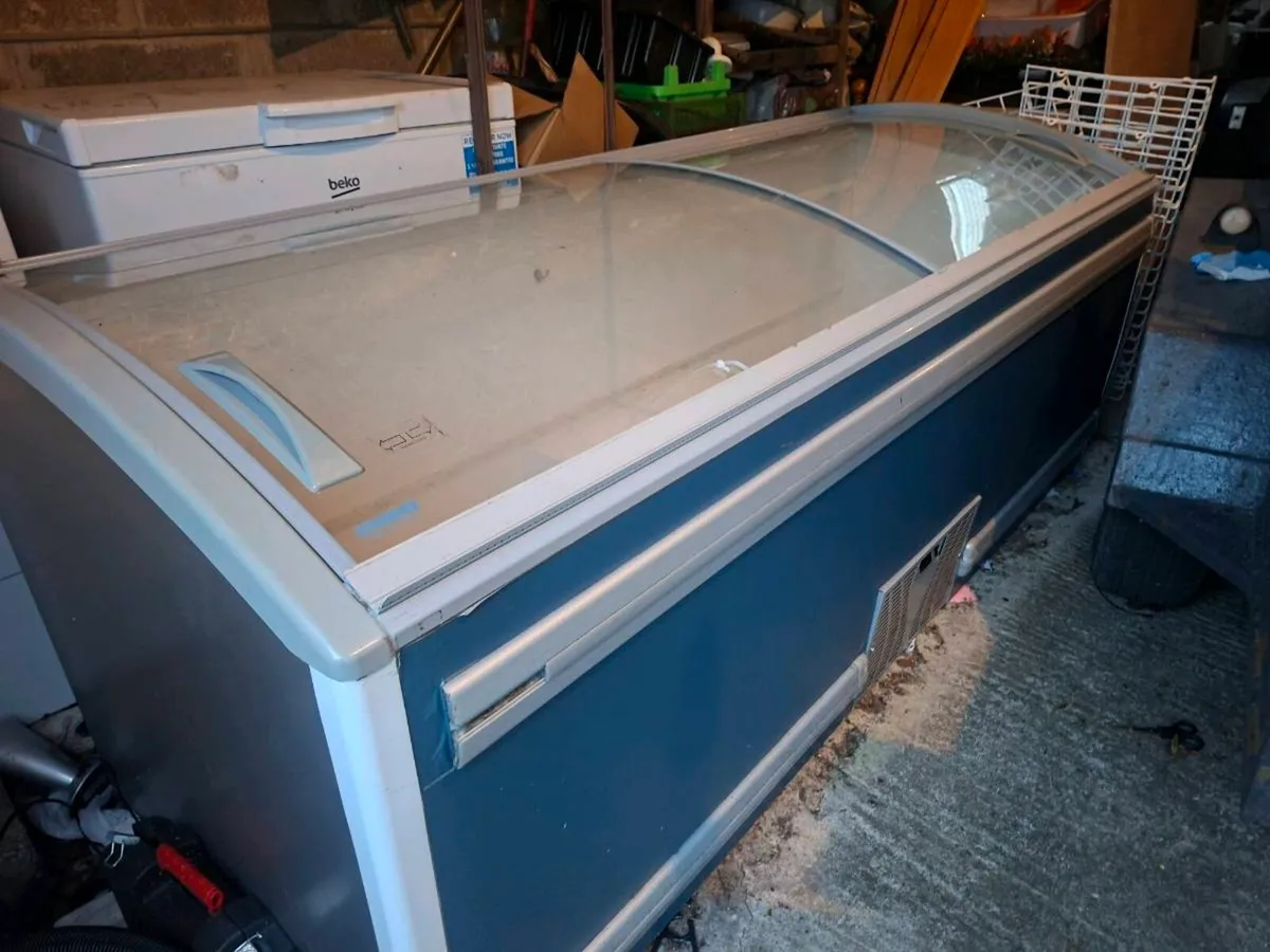 Retail  fridge Freezer. - Image 1