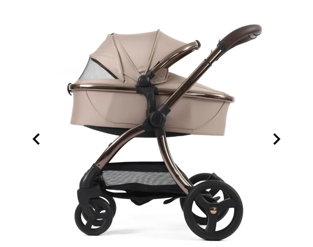 8 piece Egg Pram Bundle.  Only 7months old - Image 2