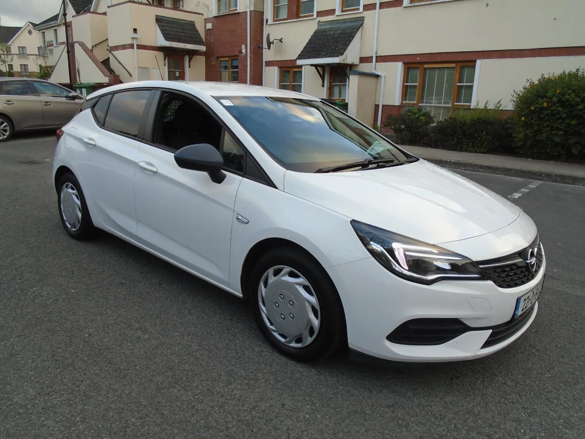 0pel astra one owner Total Price 11000 - Image 1