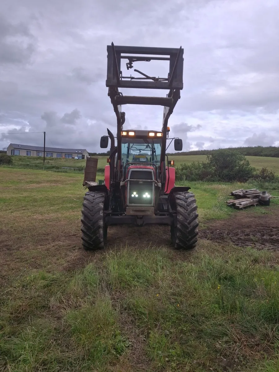 Massey Ferguson 8110 - Image 2