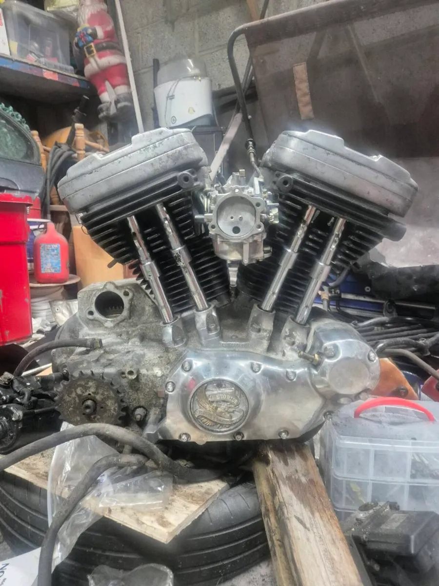 Harley davidson sportster engine