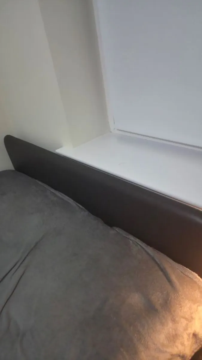 Kingsize bed - Image 4